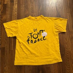 Y2K Tour de France tshirt size medium